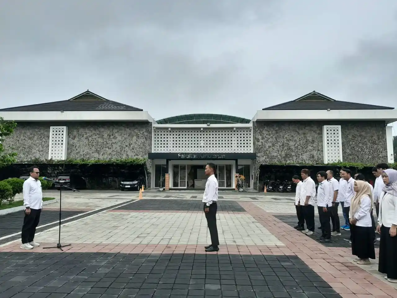 Morning Assembly at Fahutan USU Strengthens Unity and Readiness Towards Superior Accreditation